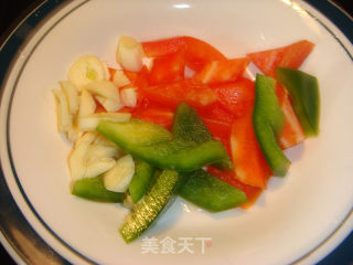 简单易做的“豆腐焖蘑菇”的做法步骤：3