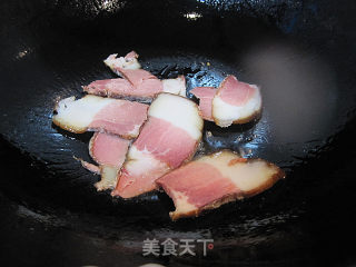 腊肉炒淮山薯的做法步骤：2