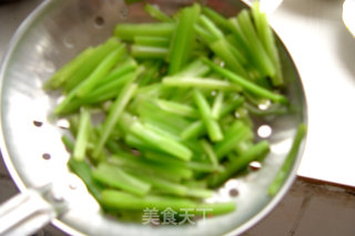 素炒鳝鱼丝的做法步骤：5