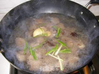 土豆炖牛肉的做法步骤：7