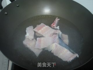 奶白番茄鱼汤的做法步骤：2