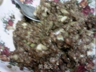 煎饺的做法步骤：1