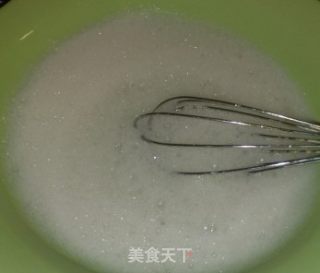 电饭锅做蛋糕的做法步骤：1