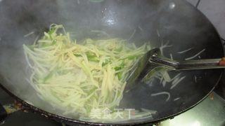 【木木菜系】青椒酸辣土豆丝的做法步骤：11
