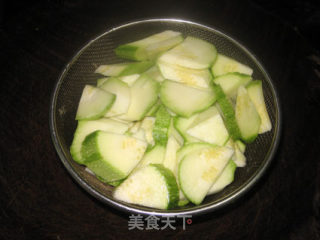 西葫芦炒肉片的做法步骤：3