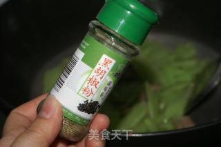 简单家常菜---莴笋炒肉的做法步骤：5