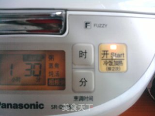 玉米瘦肉粒粥的做法步骤：3