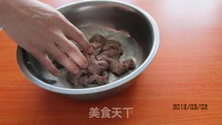 荸荠炒腰花的做法步骤：6