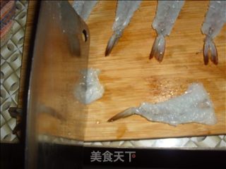 清水虾仁的做法步骤：3