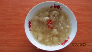 冰糖荸荠雪梨银耳羹的做法步骤：10