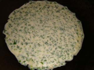 韭菜鸡蛋饼的做法步骤：5