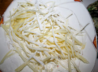 【老菜新吃法~~绝对的喜欢】土豆烧排骨的做法步骤：4