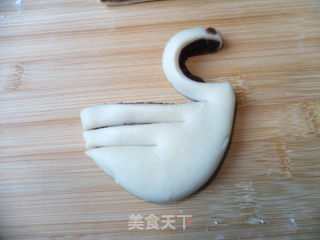 比翼双飞天鹅酥的做法步骤：5