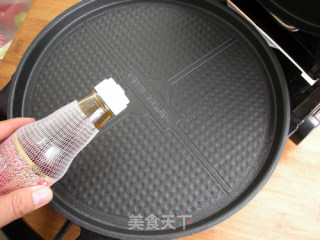 酱香煎米团的做法步骤：3