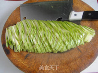 新手简易小炒—蛋花葫芦丝的做法步骤：3