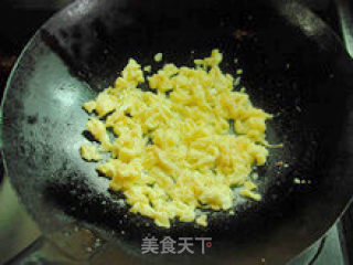 新手简易小炒—蛋花葫芦丝的做法步骤：4