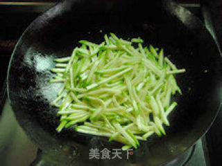 新手简易小炒—蛋花葫芦丝的做法步骤：5