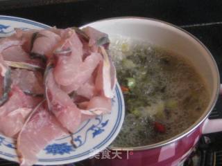 酸菜青鱼片汤的做法步骤：7