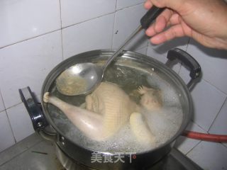 茶树菇炖鸡汤的做法步骤：2
