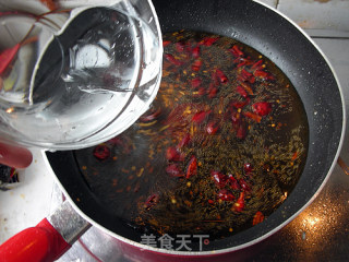 鲫鱼炖粉条的做法步骤：4