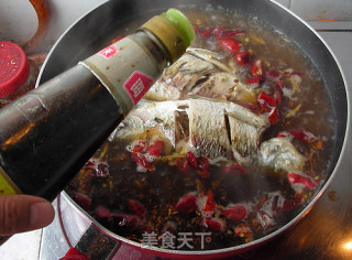 鲫鱼炖粉条的做法步骤：7