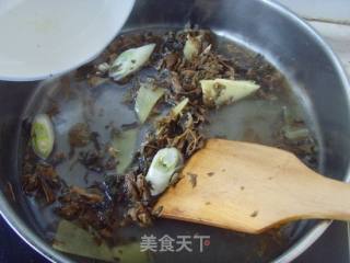梅干菜烧平鱼的做法步骤：4