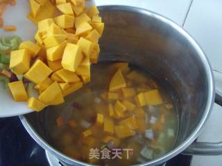 南瓜奶油浓汤的做法步骤：5