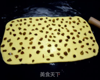 玉米面提子小馒头的做法步骤：5