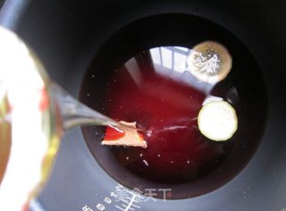 红酒煮梨的做法步骤：6