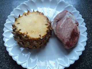 【菠萝咕咾肉】的做法步骤：2