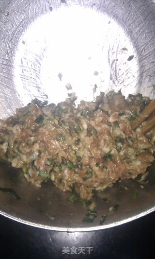 韭菜猪肉煎饼的做法步骤：1