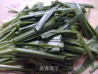 韭菜炒鸡蛋的做法步骤：1