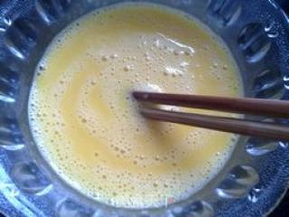 韭菜炒鸡蛋的做法步骤：2