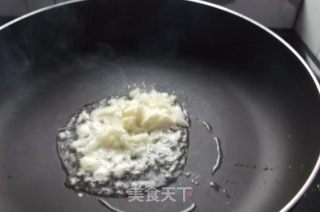 凉瓜炒肉片的做法步骤：3