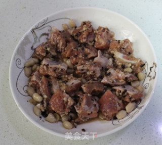 花生豆豉蒸排骨的做法步骤：4