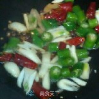 爆炒鸡胗的做法步骤：2