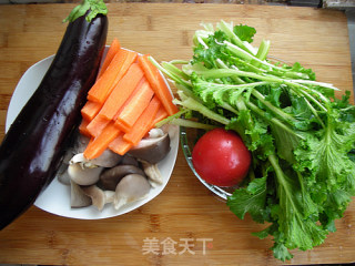 塔吉锅之鲜美杂蔬的做法步骤：1