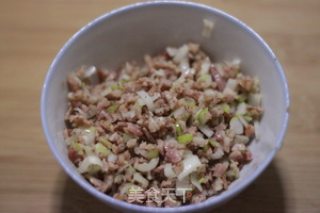 培根花卷的做法步骤：1