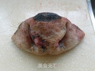 催奶汤之牛鼻子炖萝卜汤的做法步骤：1