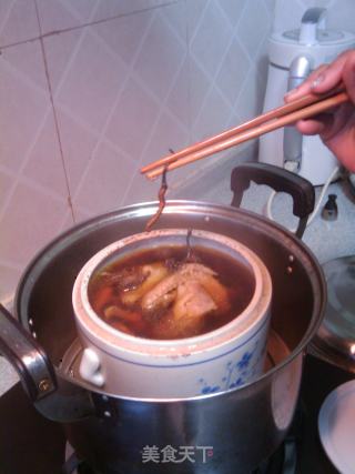 冬虫炖鸽子的做法步骤：6