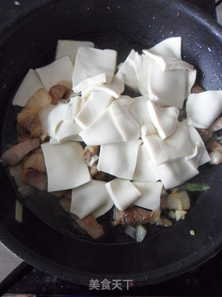 【鲜美无敌豆腐吃法】肉烩豆腐片的做法步骤：9
