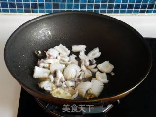 青椒墨鱼卷的做法步骤：8