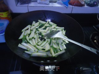 清炒小南瓜的做法步骤：4