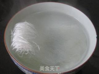 飞鸭胗粉丝煲的做法步骤：3