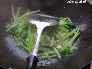 西芹炒榨菜丝的做法步骤：5