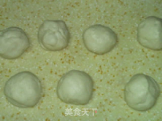 酸菜锅贴包子的做法步骤：7