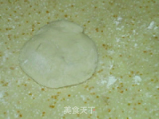 酸菜锅贴包子的做法步骤：8
