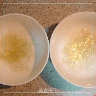不用烤箱做出有美丽花纹的蛋糕---芒果芝士蛋糕的做法步骤：5