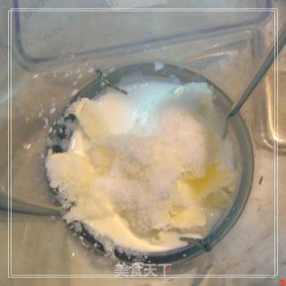 不用烤箱做出有美丽花纹的蛋糕---芒果芝士蛋糕的做法步骤：7