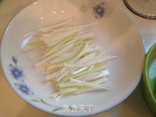 学做京酱肉丝的做法步骤：2